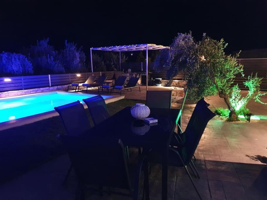 Villa Sheila With Private Pool Roumeli Luaran gambar