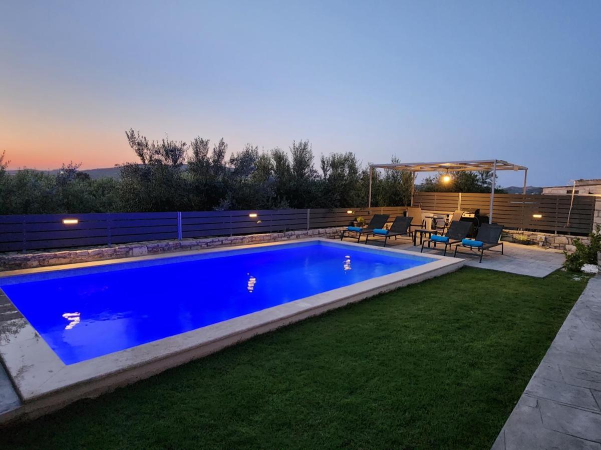Villa Sheila With Private Pool Roumeli Luaran gambar